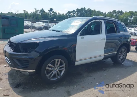 2016 Volkswagen Touareg Vr6 Executive/Vr6 Lux/Vr6 Sport from USA, damaged, VIN WVGEF9BP8GD011488